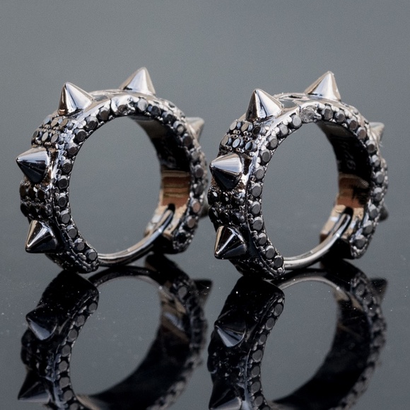 Black Onyx Plated Mini Thorn Spiked Men's Iced Cz Huggie Hoop Earrings - Picture 1 of 5